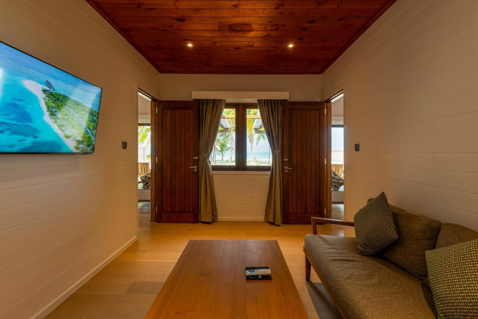 Meeru Maldives Resort Island Dhiffushi Szoba fotó A room at the resort